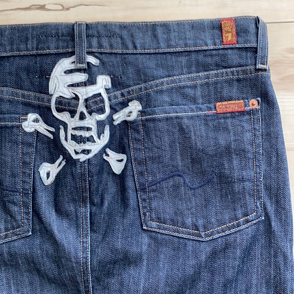 7 For All Mankind 28 Jean Skirt with Skull - Picture 6 of 7